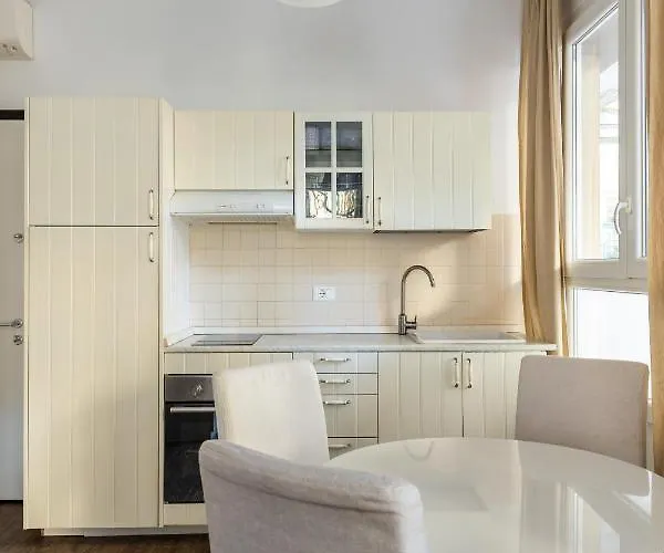 Largo Molina 1 By Wonderful Italy Bologna