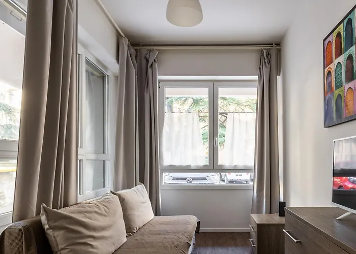 Largo Molina 1 By Wonderful Italy Bologna