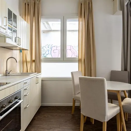 Apartment Largo Molina 1 By Wonderful Italy