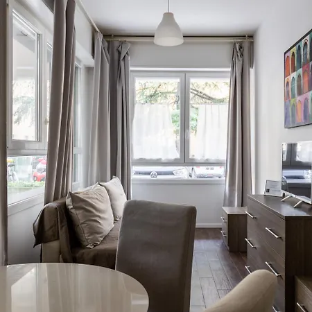 Largo Molina 1 By Wonderful Italy Apartman