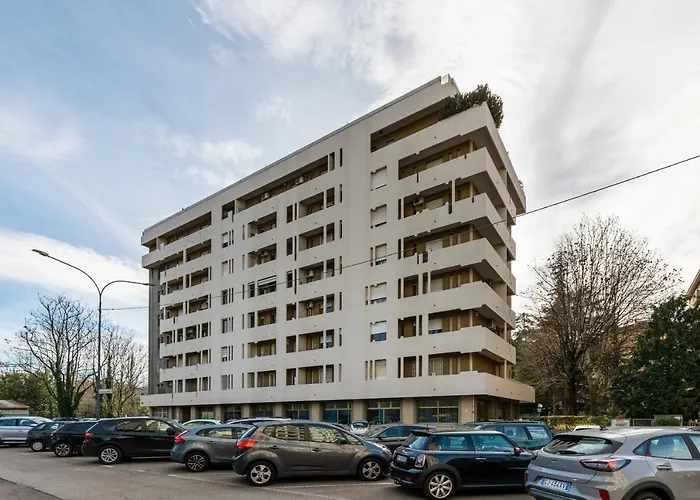 Largo Molina 1 By Wonderful Italy *